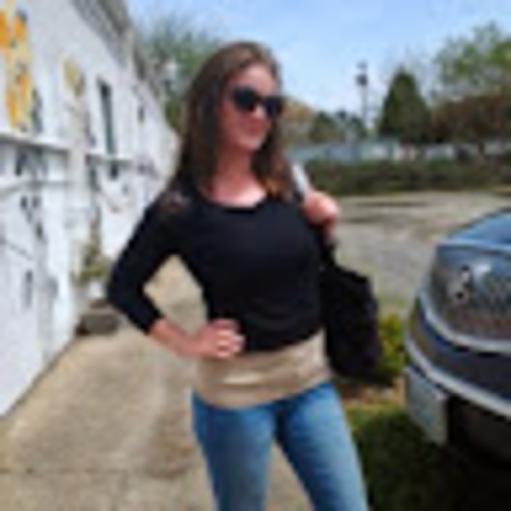 Meet your Posher, Angie